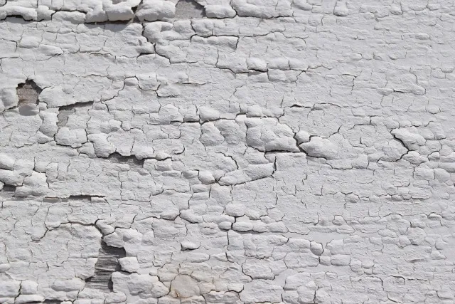 外壁塗装での部分補修って？かかる費用や注意点について解説